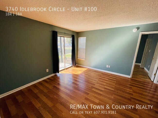 Foto del edificio - 3740 Idlebrook Cir