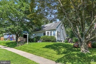Building Photo - 10807 Huntley Pl