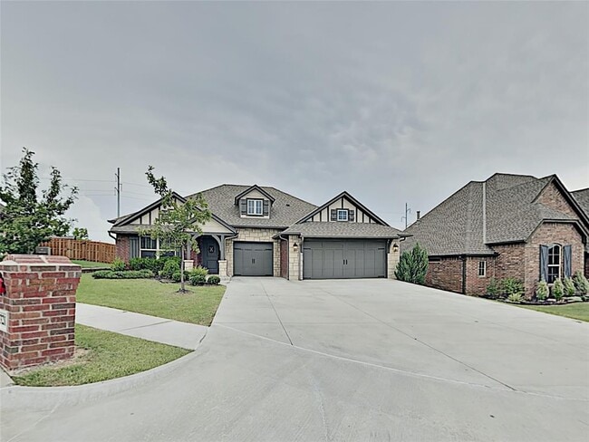 Building Photo - 3217 Briargate Rd