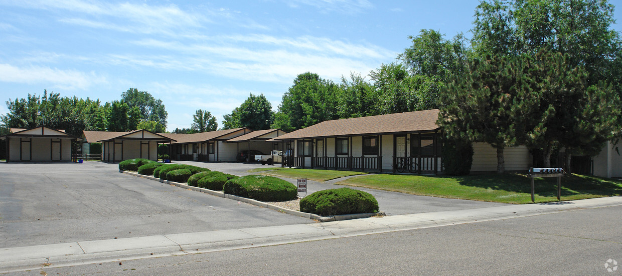 Building Photo - Garfield Square