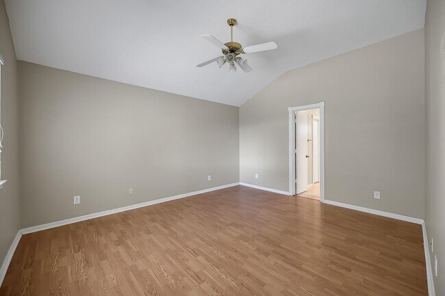 Foto del edificio - 222 Lazy Ln