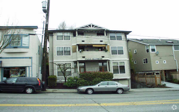 Primary Photo - Park Madison Apartments