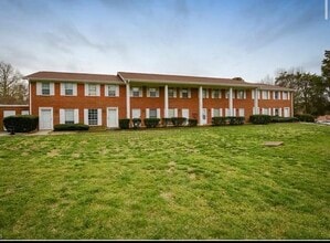 Building Photo - 1307 W Meadowview Rd