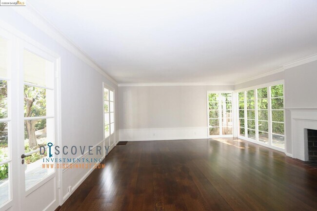 Foto del edificio - 220 Sandringham Rd