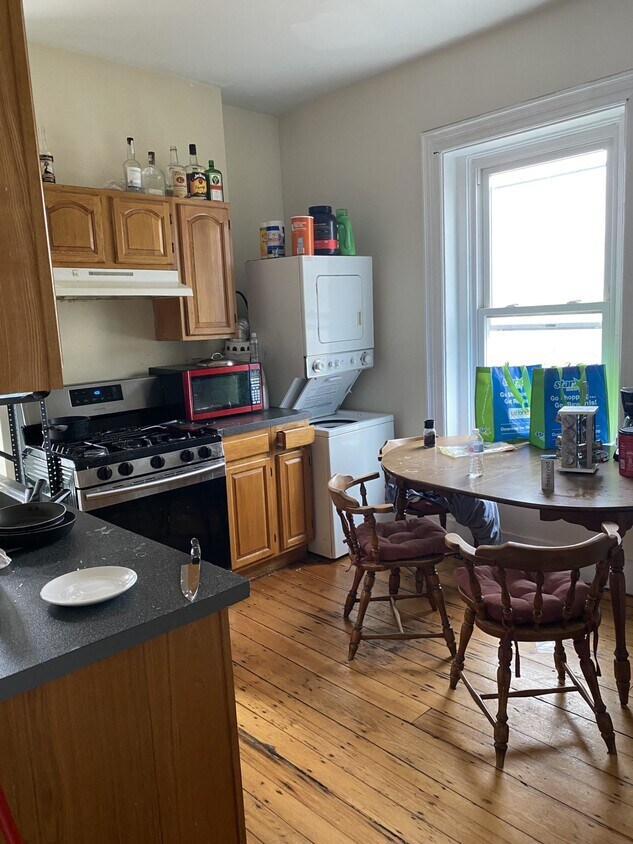 227 Roxbury St, Boston, MA 02119 Condo for Rent in Boston, MA