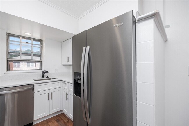 Foto del edificio - Luxury Apt in Gorgeous Community w. Heat &...