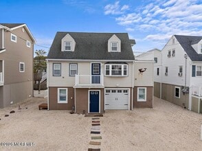 Building Photo - 26 W Oceanview Dr