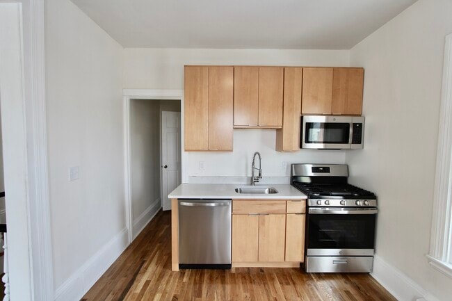 Foto del edificio - 81 Summer St