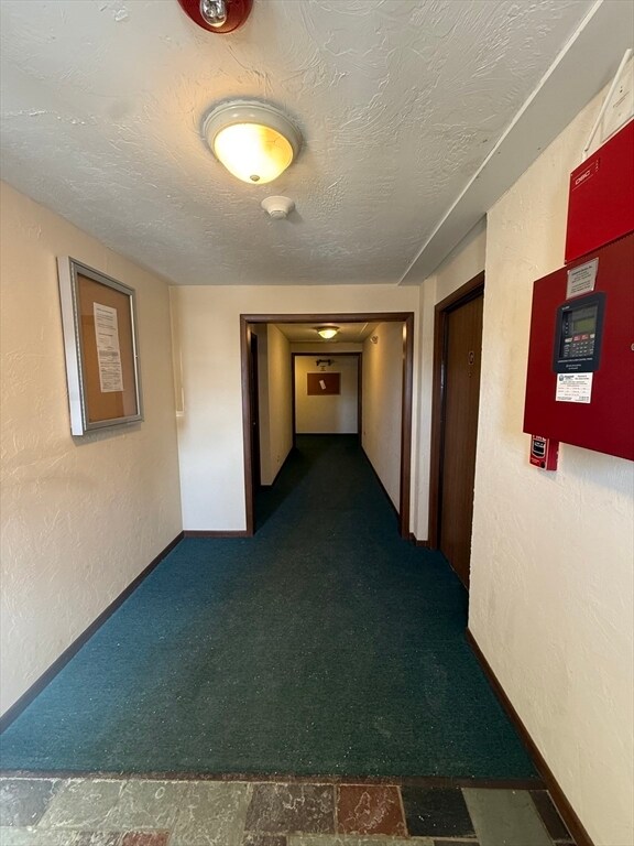 Foto del edificio - 151 Providence Rd