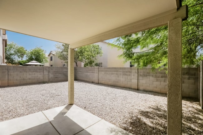 Building Photo - 2140 N 30th St