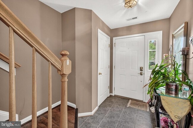 Building Photo - 2572 Carrington Way