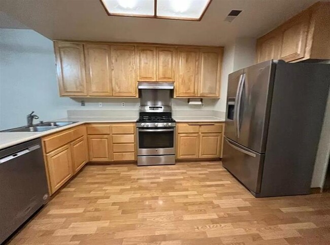 Foto del edificio - Gorgeous 3 bed, 2.5 bath single-family house