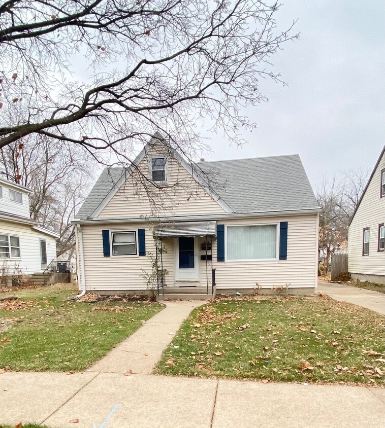 5054 N 57th St, Milwaukee, WI 53218 House Rental in Milwaukee, WI