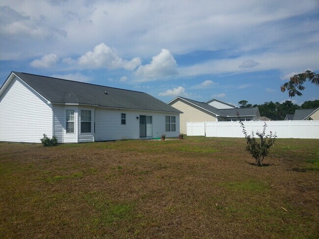 Foto del edificio - 3 Bedroom Large Home in Walkers Woods