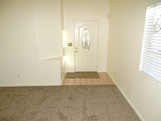 Building Photo - Well Kept One Story North Las Vegas Cul De...