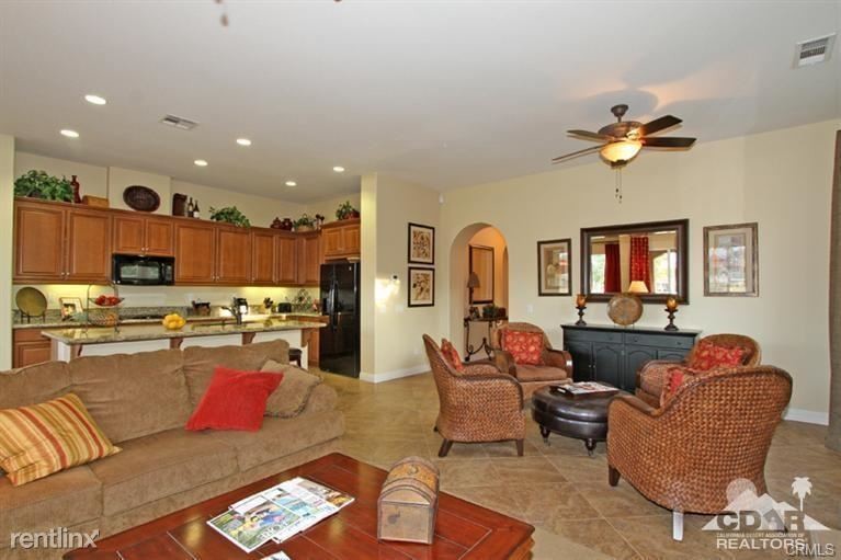 Foto principal - 3 br, 3 bath House - 43315 Arizona St