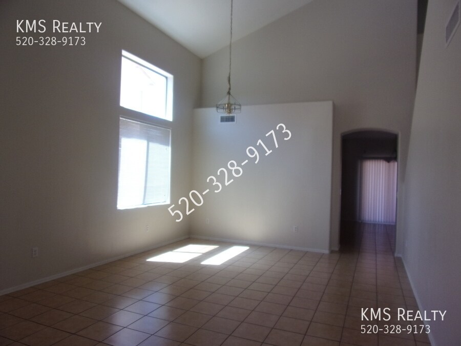 Primary Photo - 6654 W Capetown Way