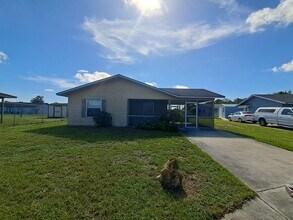 Building Photo - 1837 S Markley Ct