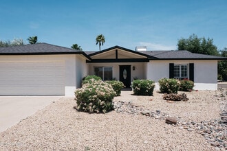 Building Photo - 4944 E Andora Dr