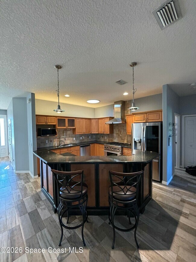 Foto del edificio - 2542 Woodfield Cir