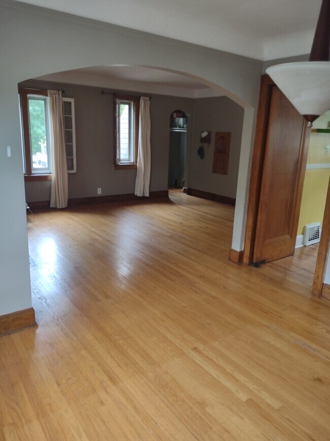 Foto del edificio - 1722 Harvard Rd