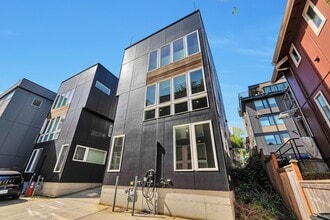 Building Photo - 113 27th Ave E