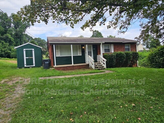 Photo - 825 Norwood Dr House