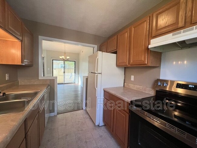 Foto del edificio - 6951 Timberwood Dr