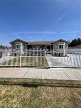 Building Photo - 9441 Beverly St