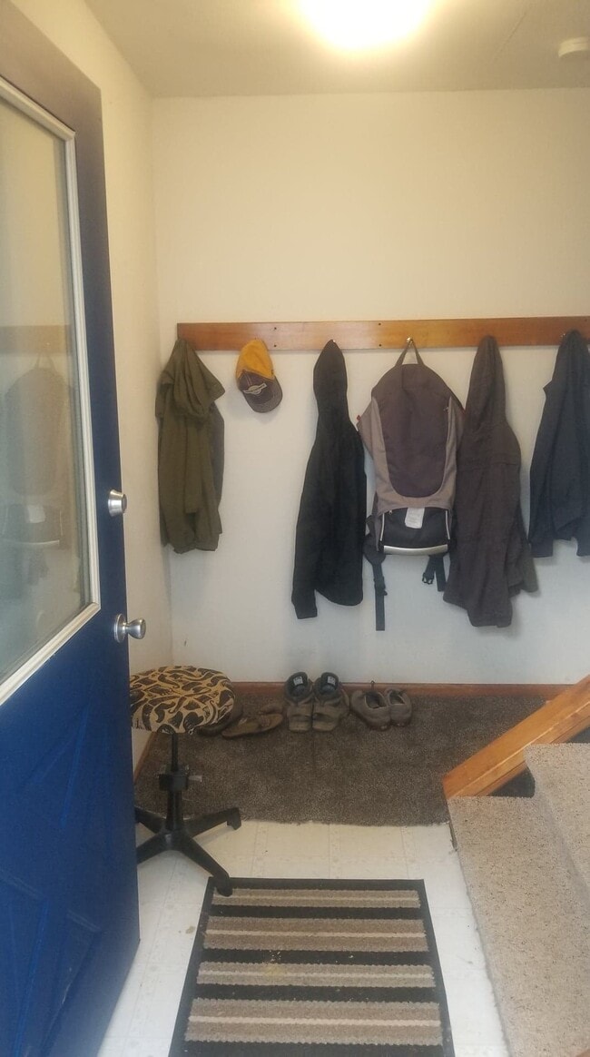 Building Photo - 1040 Cedar Street