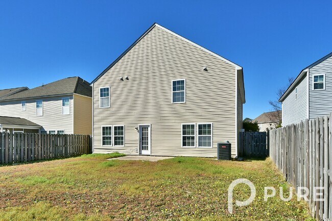 Foto del edificio - 292 Sunday Silence Ln, Elgin, SC 29045