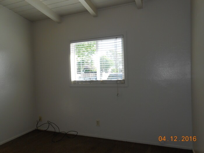 Building Photo - 8 Villa St