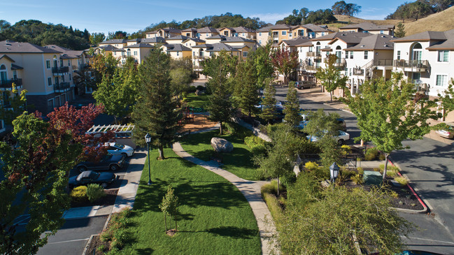 Center of property - The Boulders at Fountaingrove