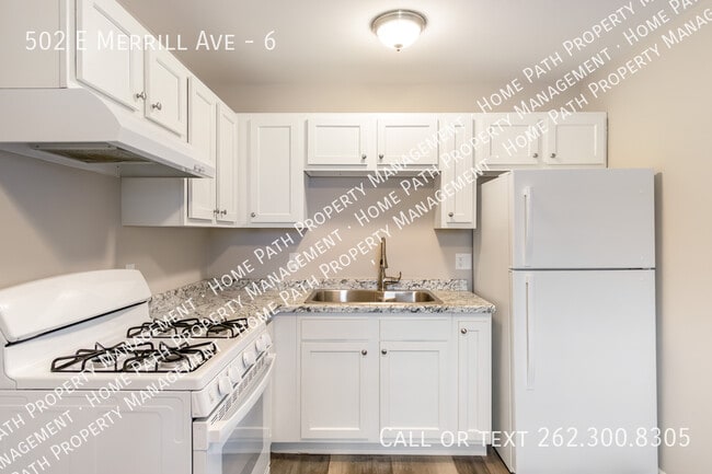Foto del edificio - 502 E Merrill Ave