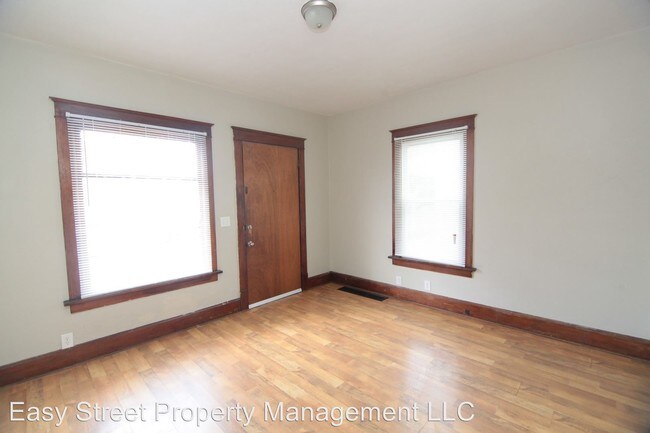 Building Photo - 441-441 18th Avenue A
