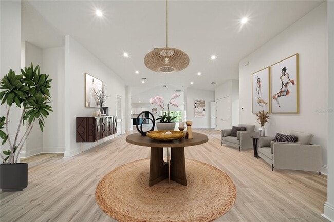 Building Photo - 1033 Hammock Cir