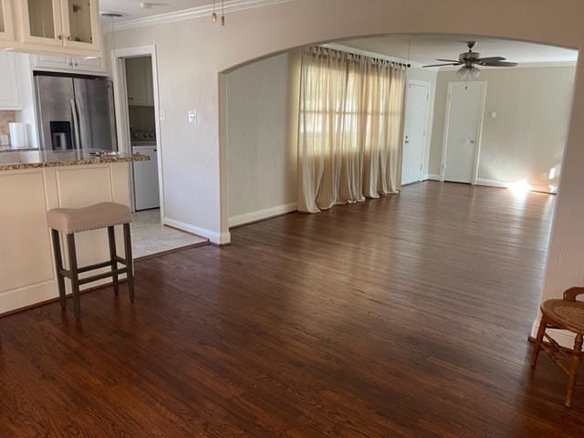 First living area - 2130 Forest Oaks Dr