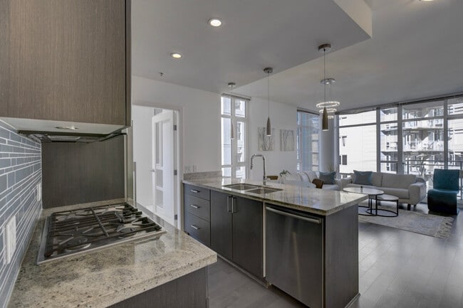 Photo du bâtiment - 35 W 2nd Ave