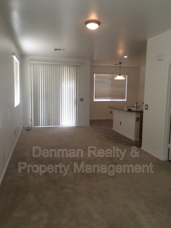 Building Photo - 3914 S 52nd Ln