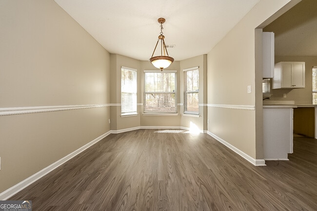 Foto del edificio - 541 Rosalind Terrace