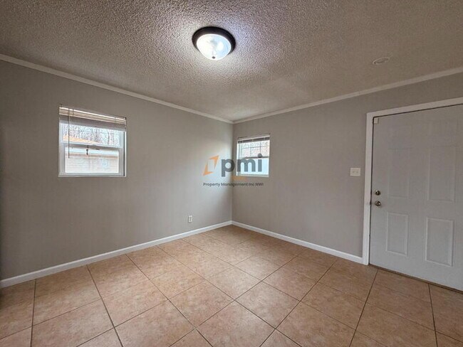 Foto del edificio - 5700 E 10th Ave