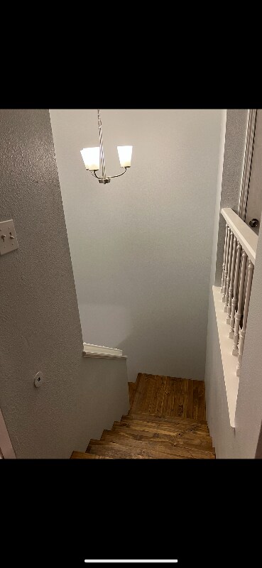 Building Photo - 981 E Snohomish Ave