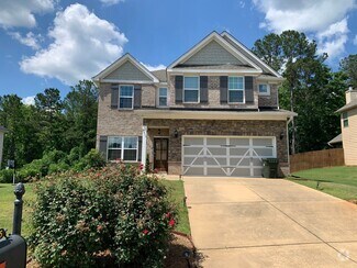 Building Photo - Very Well Maintained Home in East Richland...