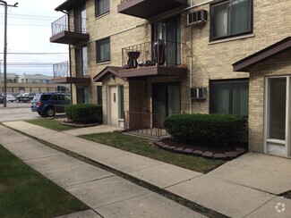 Building Photo - 6049 W 64th Pl