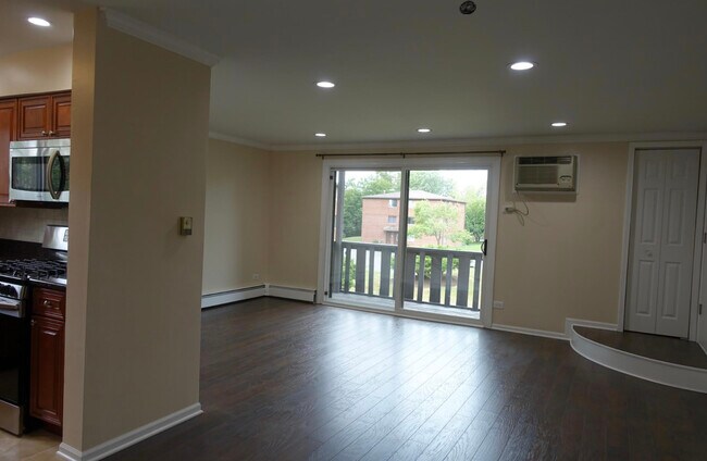 Foto del edificio - 629 W 65th St