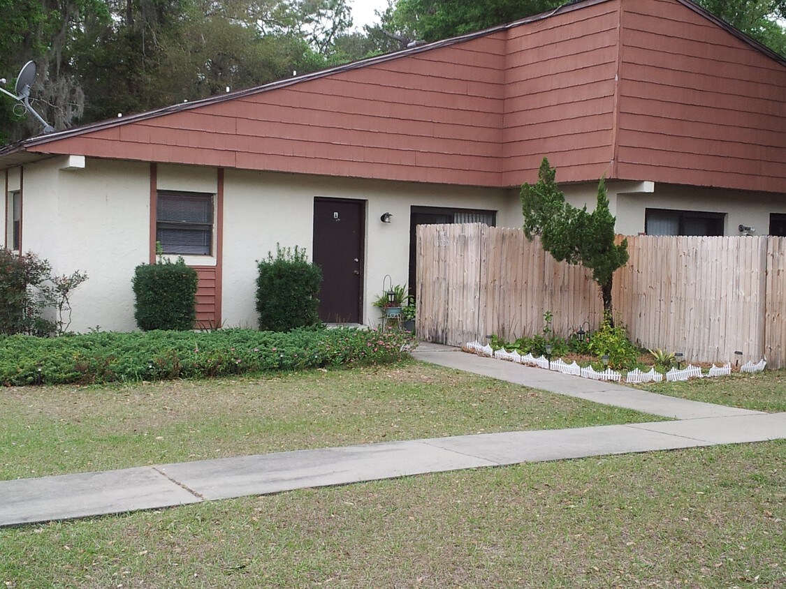 Foto principal - 1900 SW 31st Ave