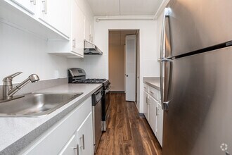 2BR, 2BA - 1,300SF - Arrive Westborough