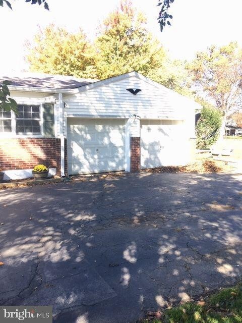 Building Photo - 125 W Moyer Rd
