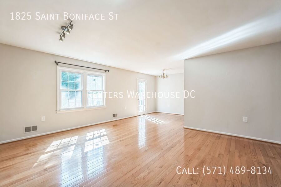 Photo - 1825 Saint Boniface St-