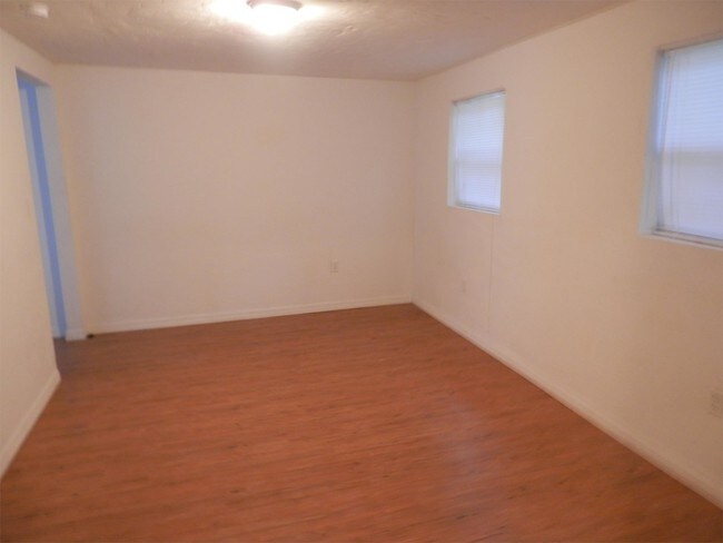 Foto del edificio - 1315 NW 6th Pl
